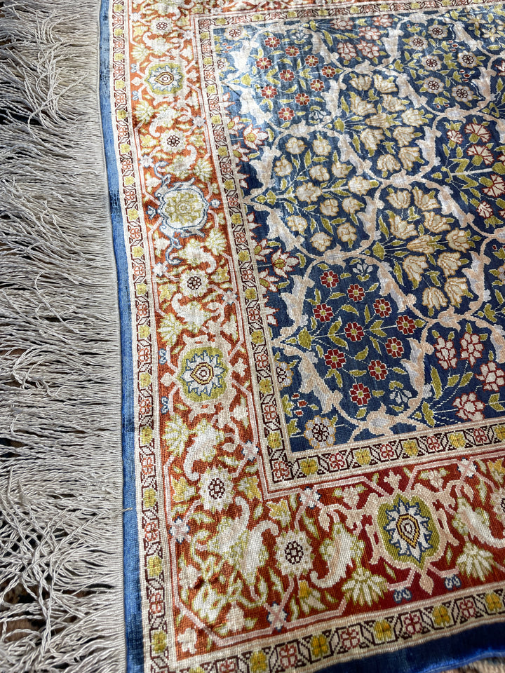Turkish Hereke silk rug 3 x 2 ftTurkish Hereke silk rug 3 x 2 ft