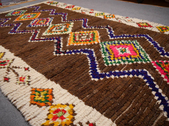 Azilal vintage Berber rug — scale and palette reference
