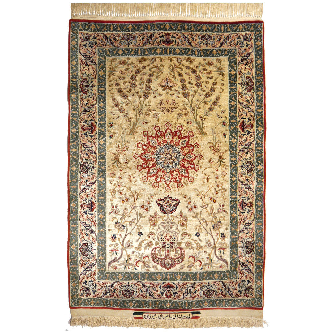 Seirafian Isfahan rug super fine 5.3 x 3.6 ft - 158 x 107 cm
