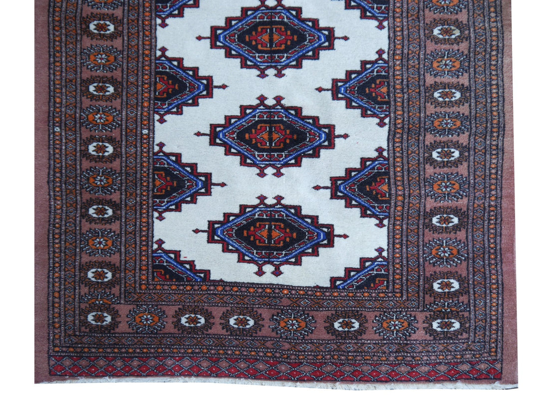 Bokhara vintage rug 5.3 x 3.2 ft - 156 x 95 cm